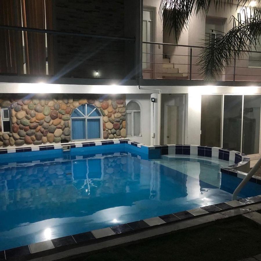 莱昂6 Venator House Boutique公寓式酒店 外观 照片