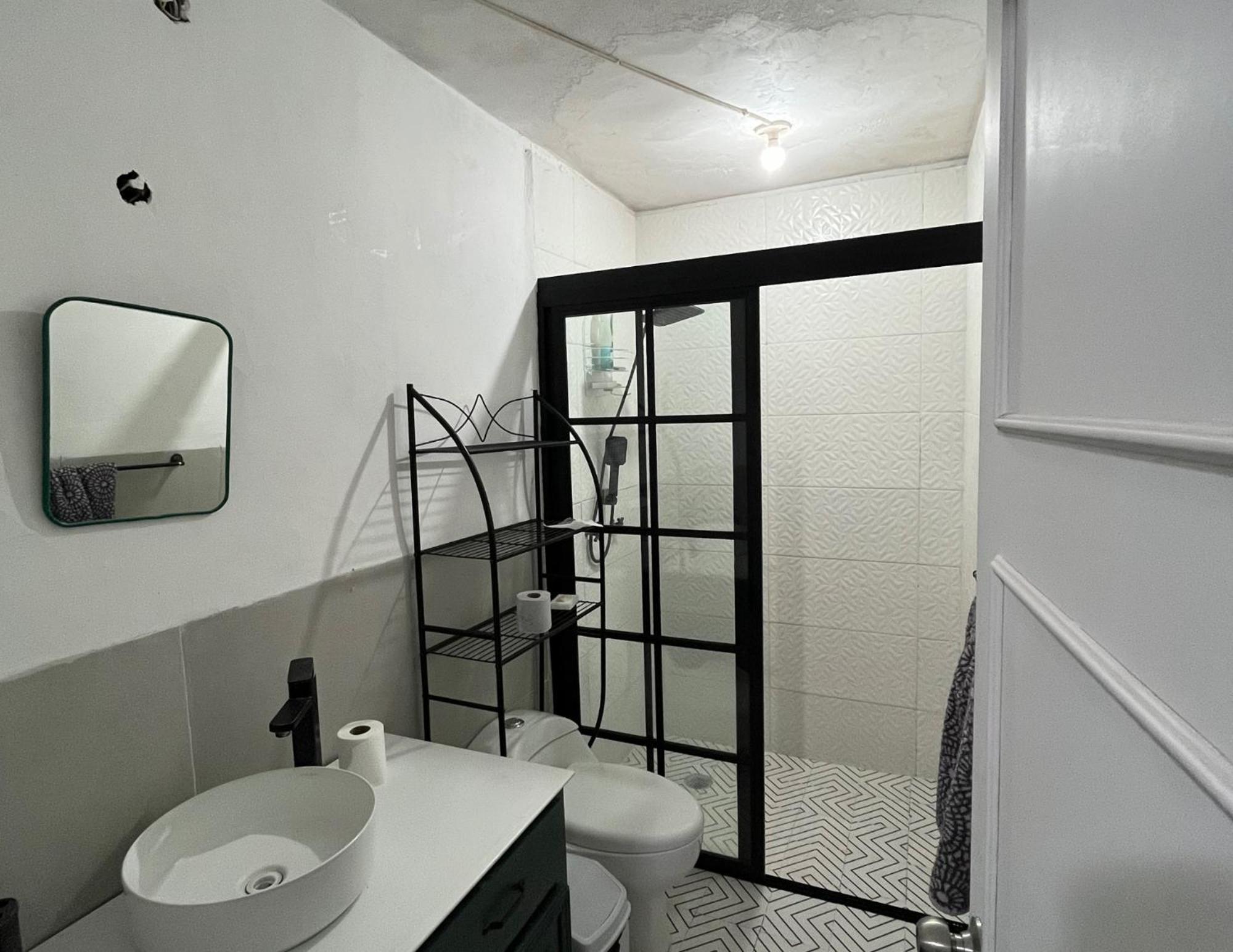 莱昂6 Venator House Boutique公寓式酒店 外观 照片